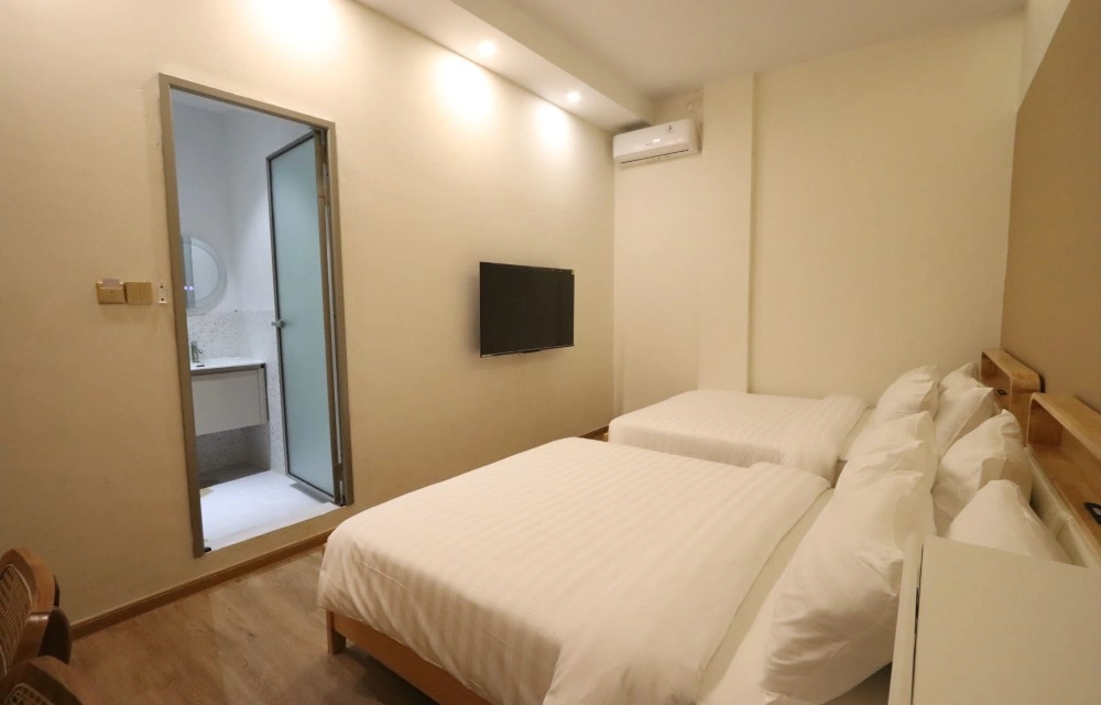 Casabella Room Section 2