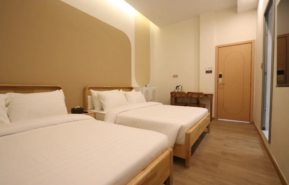 Casabella Room Section 1